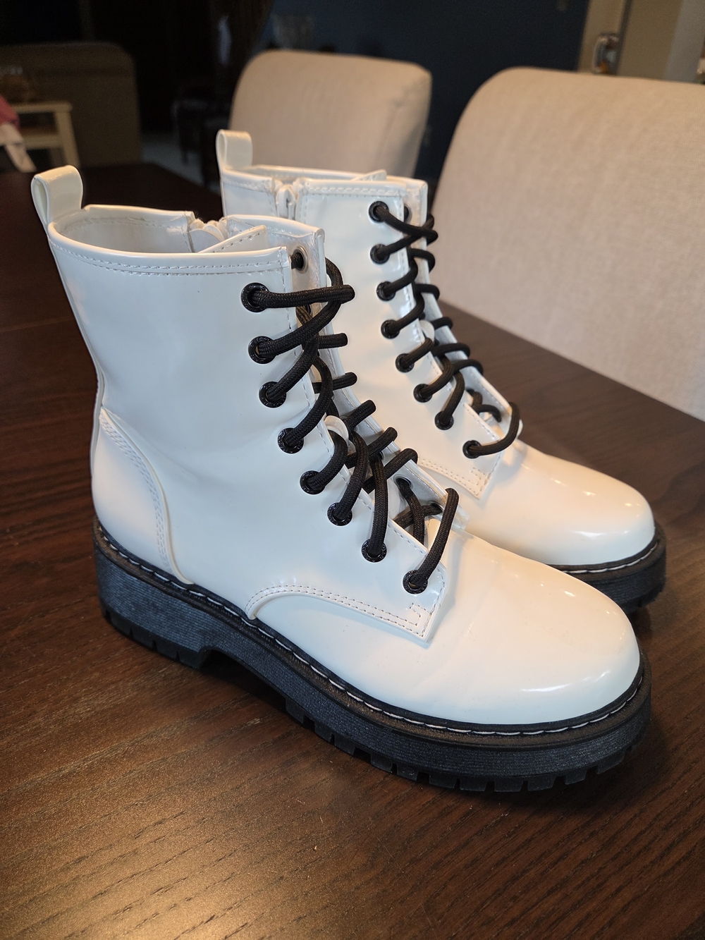 Madden NYC Combat Boots Women Size 8 White Black Lug Sole Chunky Goth Grunge